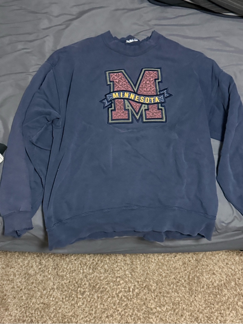 Minnesota Navy Crewneck Sweatshirt - Classic Collegiate M